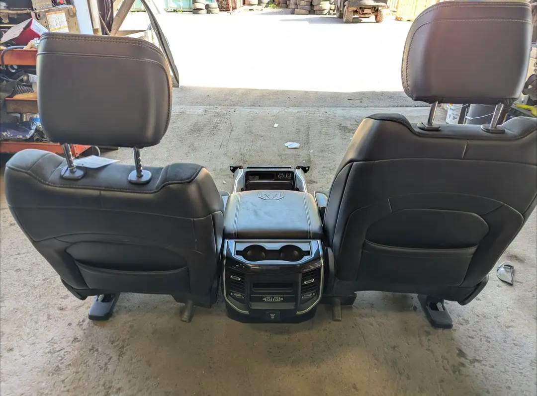 2019 Dodge Ram 1500 New Style Crew Cab aramie5